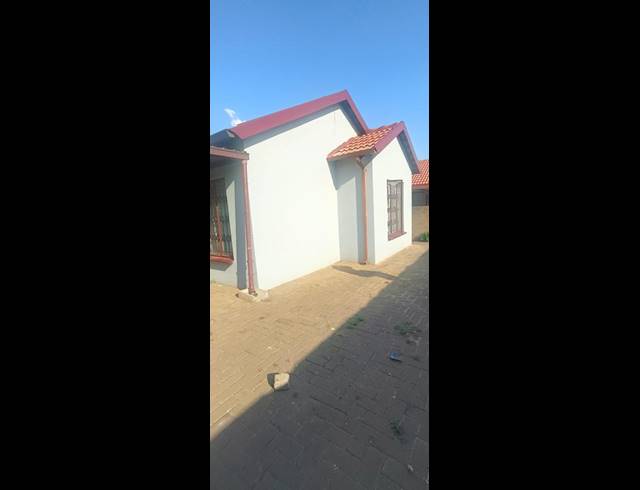 3 BEDROOM HOUSE FOR SALE IN ELANDSPOORT